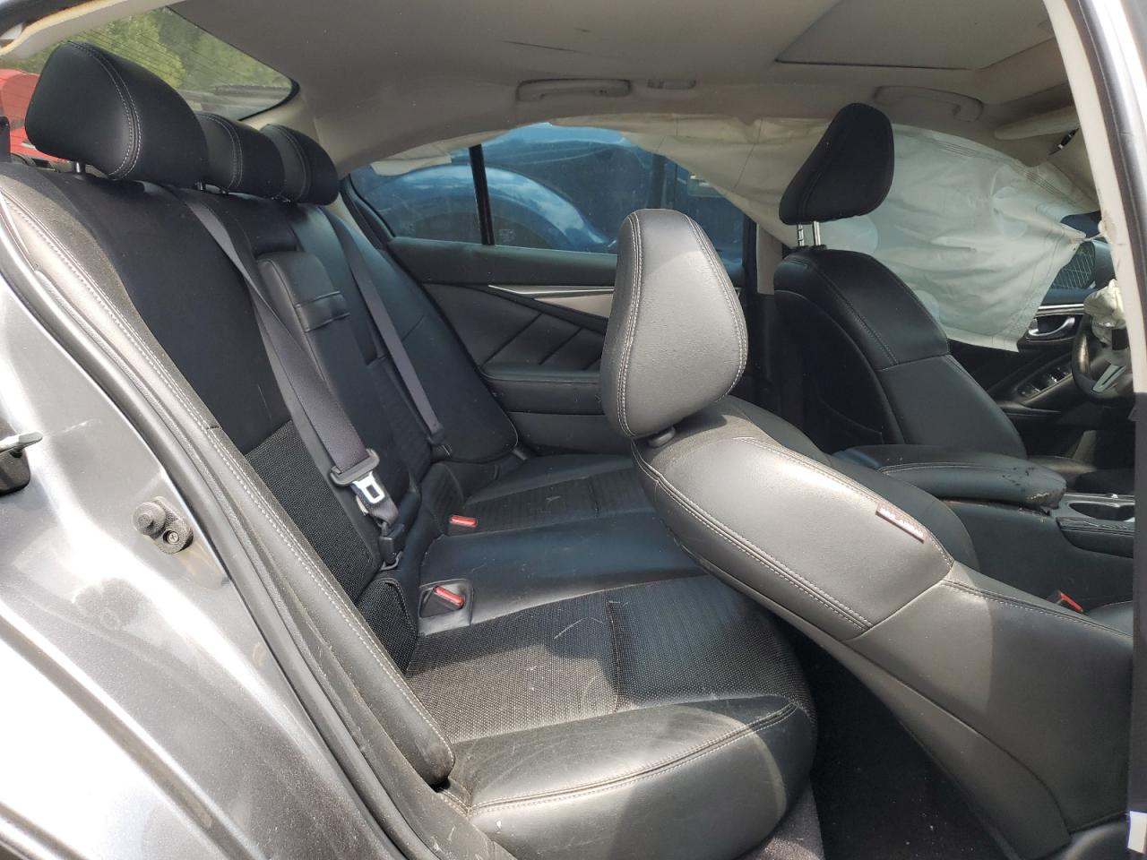 JN1EV7ARXJM432900 2018 Infiniti Q50 Luxe