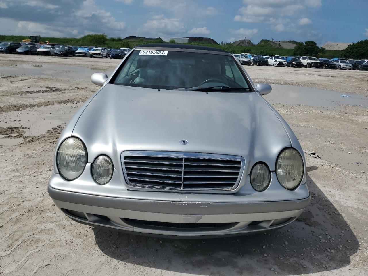 WDBLK65G5XT027301 1999 Mercedes-Benz Clk 320