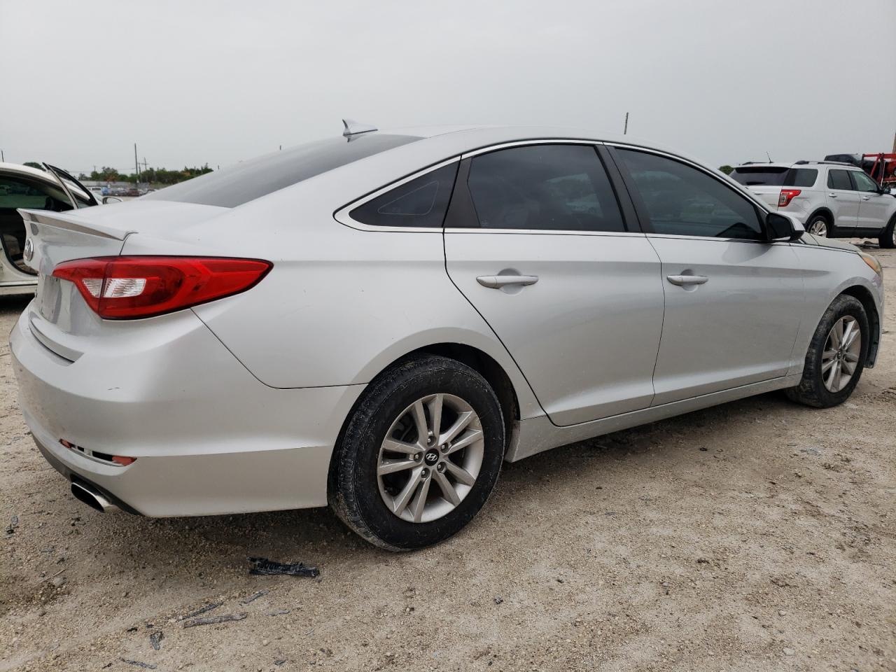 2017 Hyundai Sonata Se vin: 5NPE24AF5HH531347