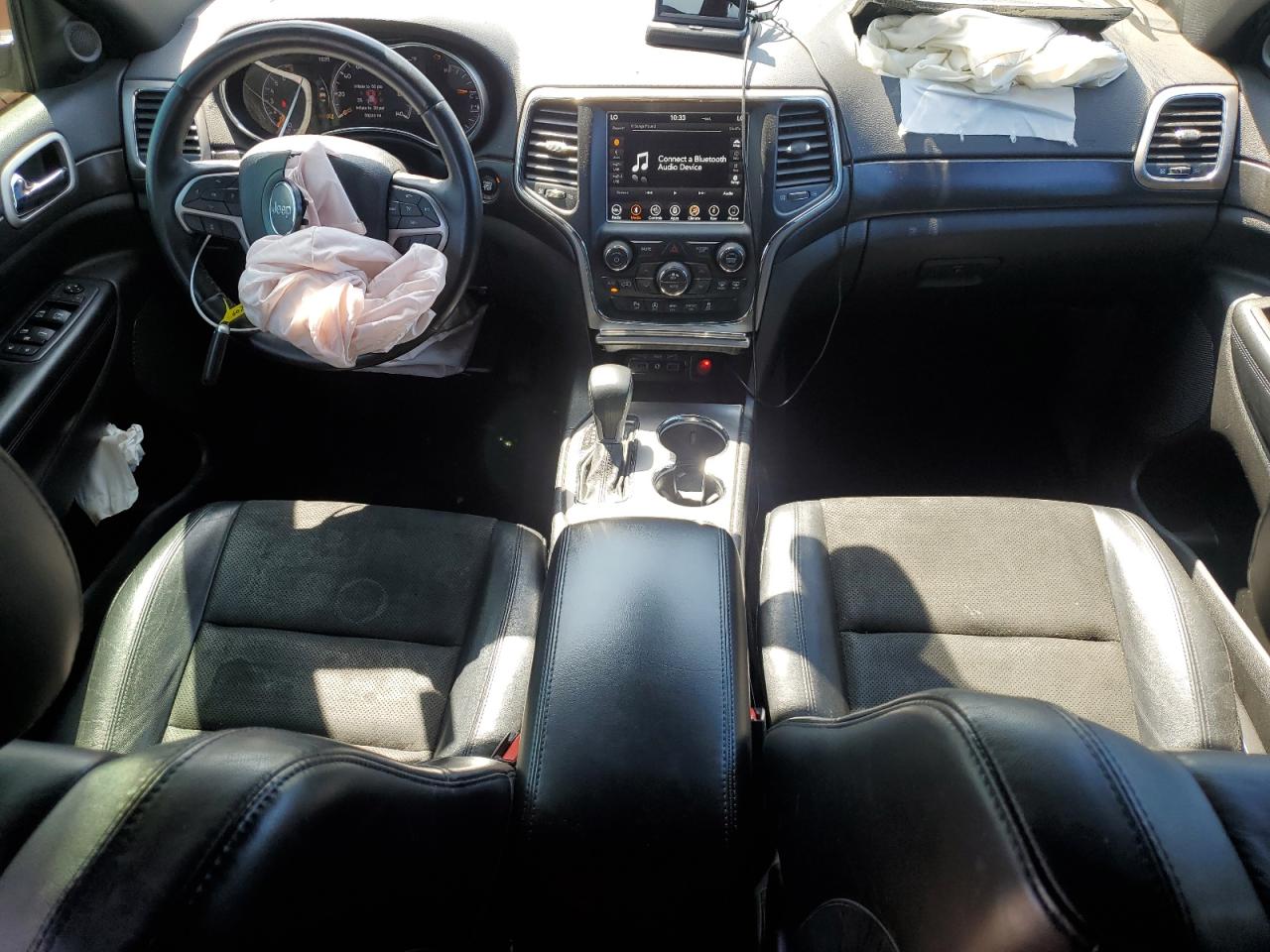 1C4RJEAG0JC511849 2018 Jeep Grand Cherokee Laredo