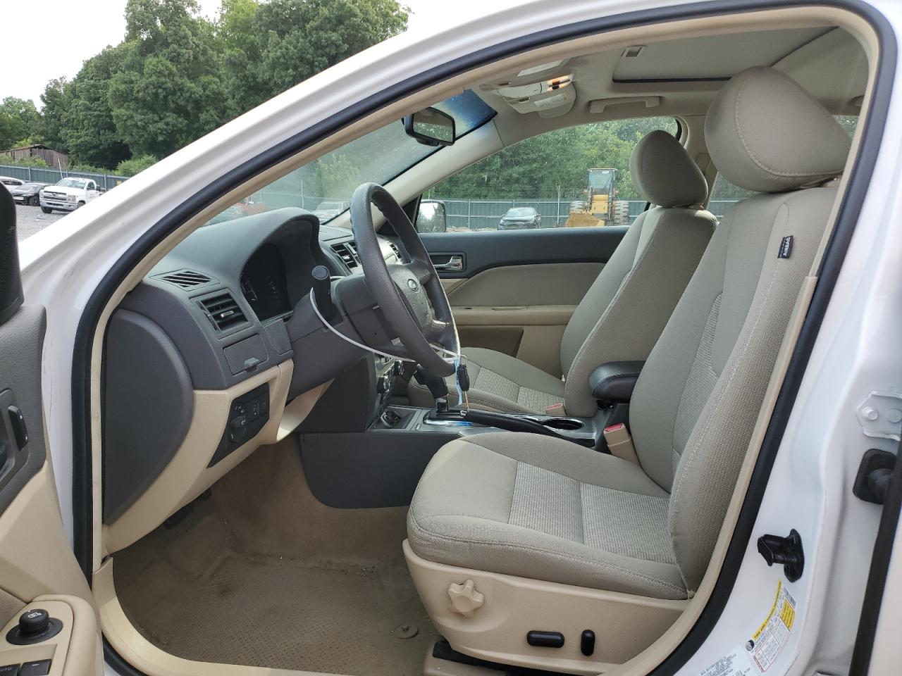 3FAHP0HA3BR187951 2011 Ford Fusion Se