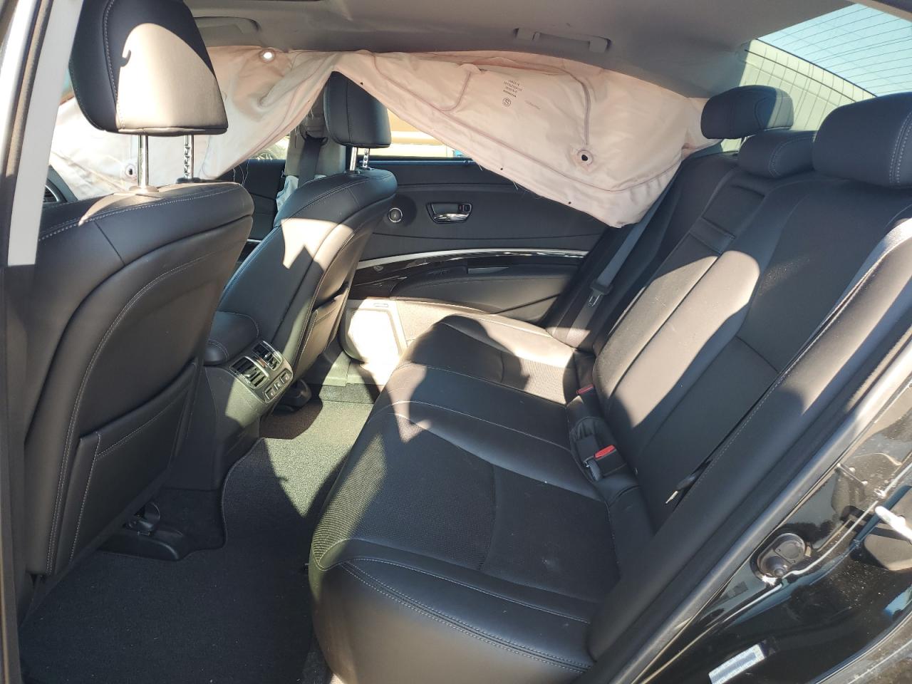 JH4KC1F9XHC000897 2017 Acura Rlx Advance