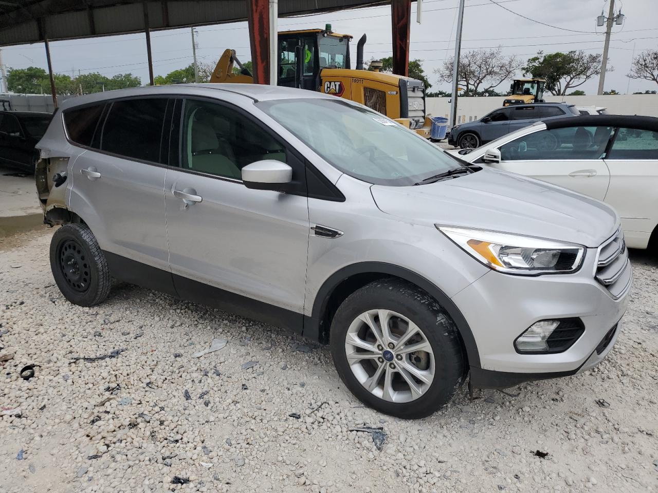 2017 Ford Escape Se vin: 1FMCU9G96HUC07549