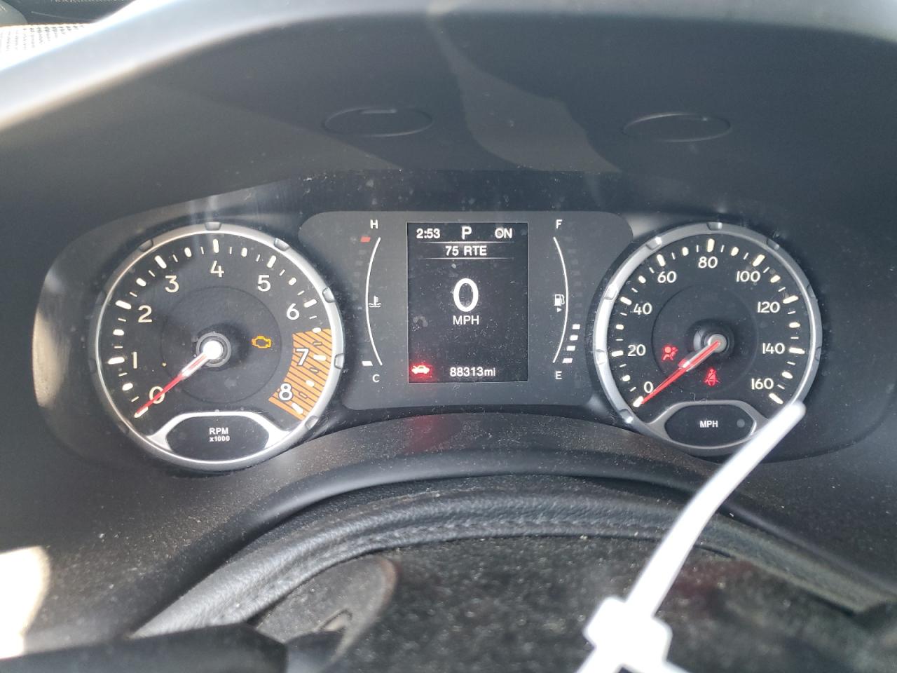 ZACNJBBB2KPK19405 2019 Jeep Renegade Latitude