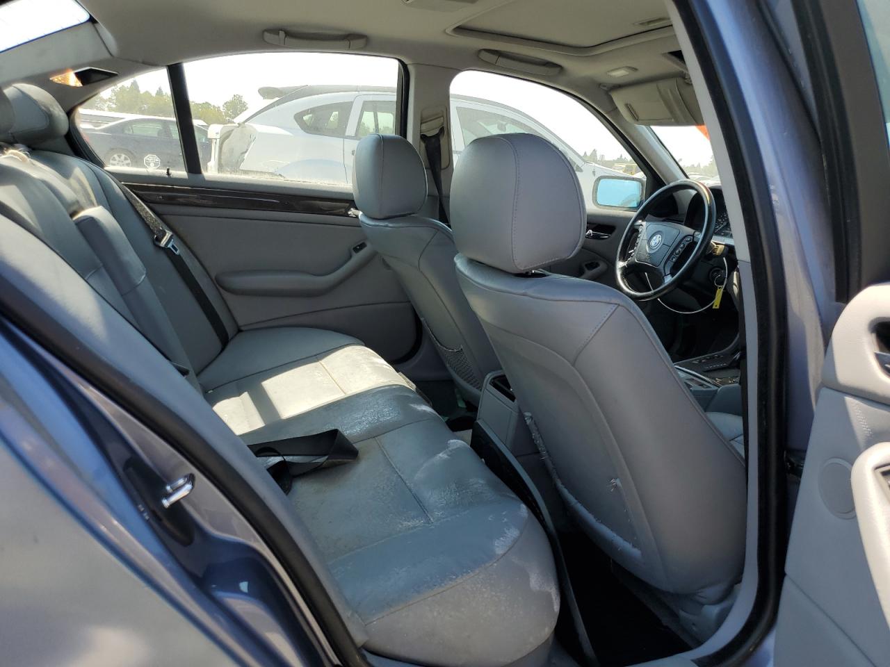 WBAAM5337YJR56235 2000 BMW 328 I