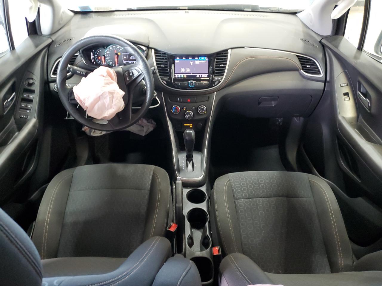 KL7CJKSB9LB042922 2020 Chevrolet Trax Ls