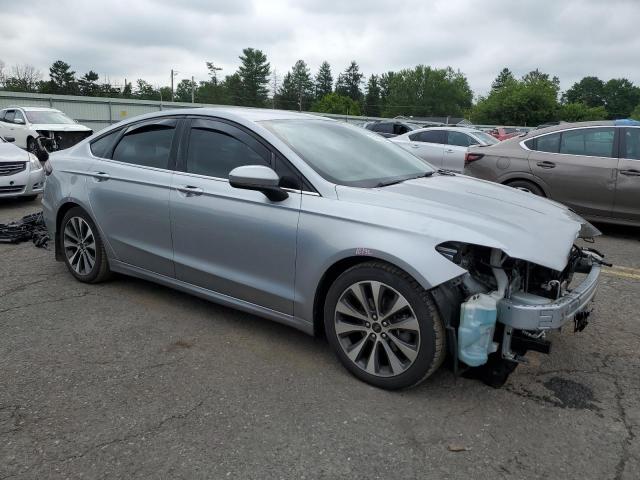 VIN 3FA6P0T99LR128506 2020 Ford Fusion, SE no.4