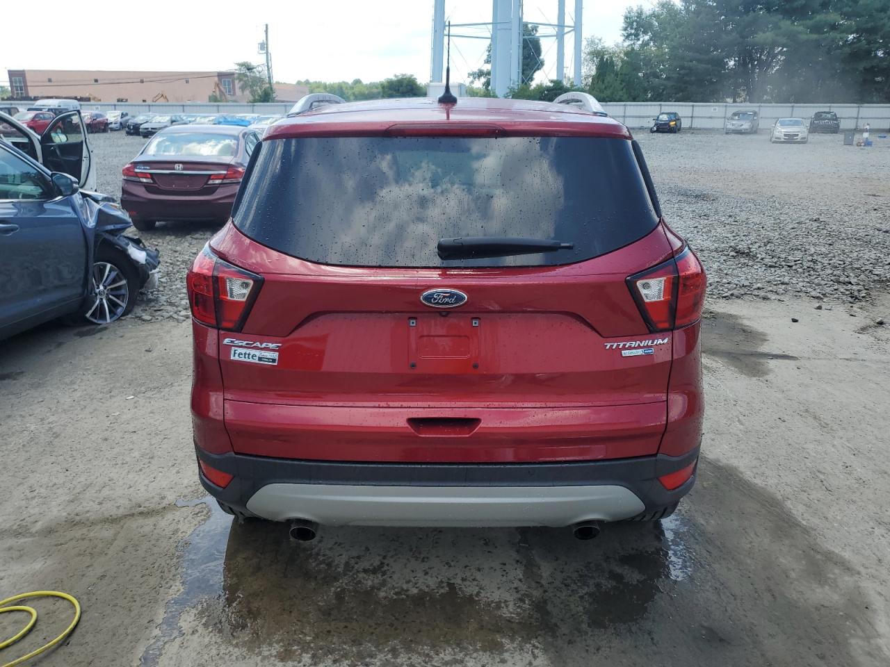 2019 Ford Escape Titanium vin: 1FMCU9J92KUA09227