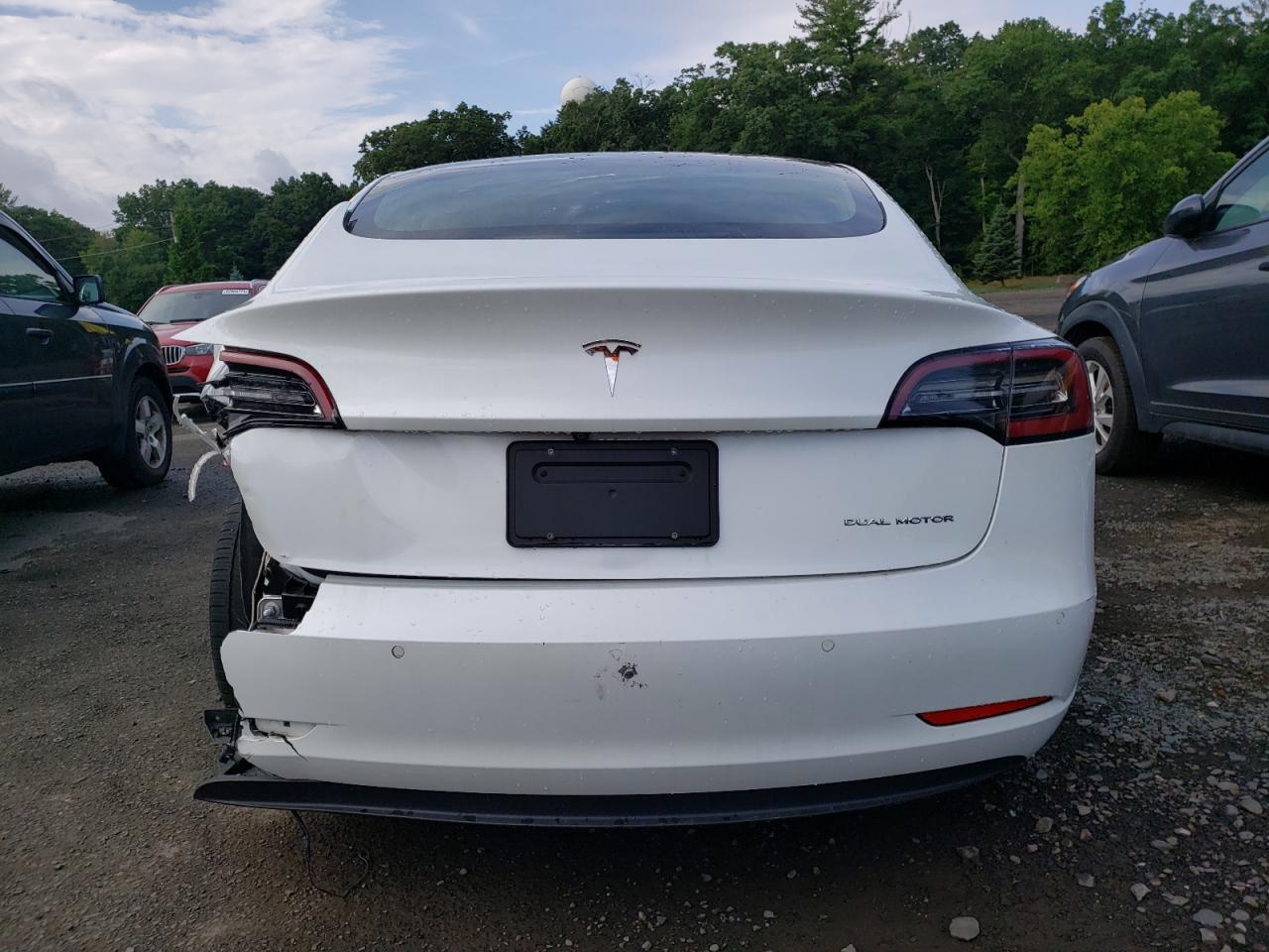 5YJ3E1EB7KF493713 2019 Tesla Model 3