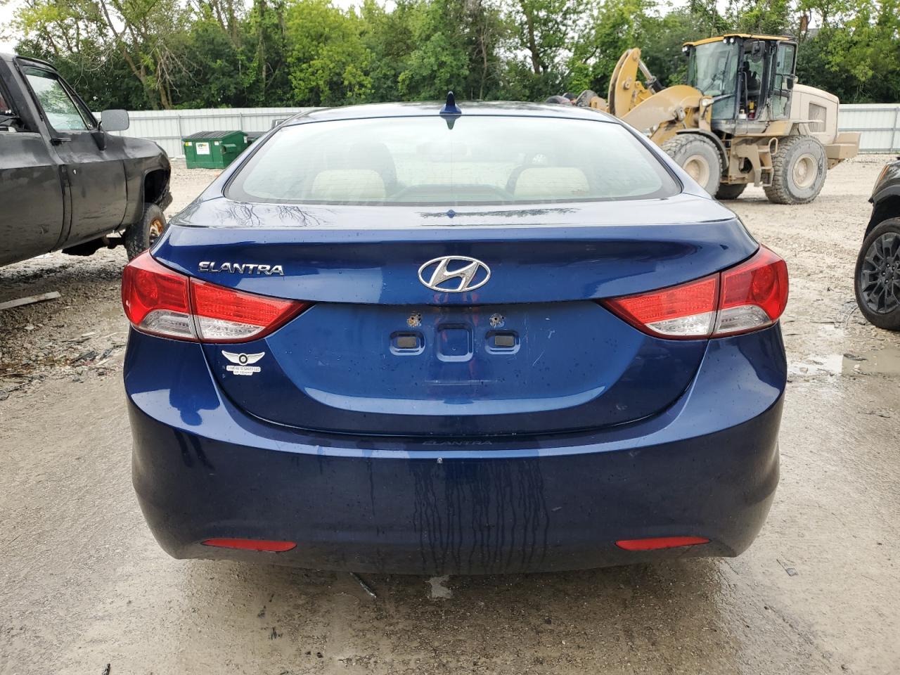 KMHDH4AE3DU521137 2013 Hyundai Elantra Gls