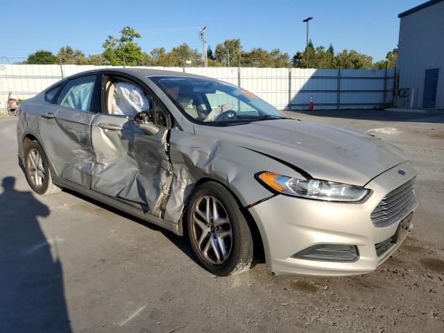 VIN 3FA6P0H72FR195668 2015 Ford Fusion, SE no.4