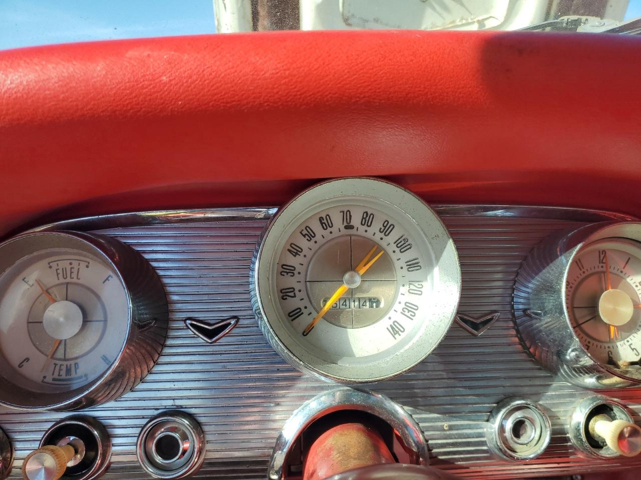 0Y71Y114123 1960 Ford Thunderbir