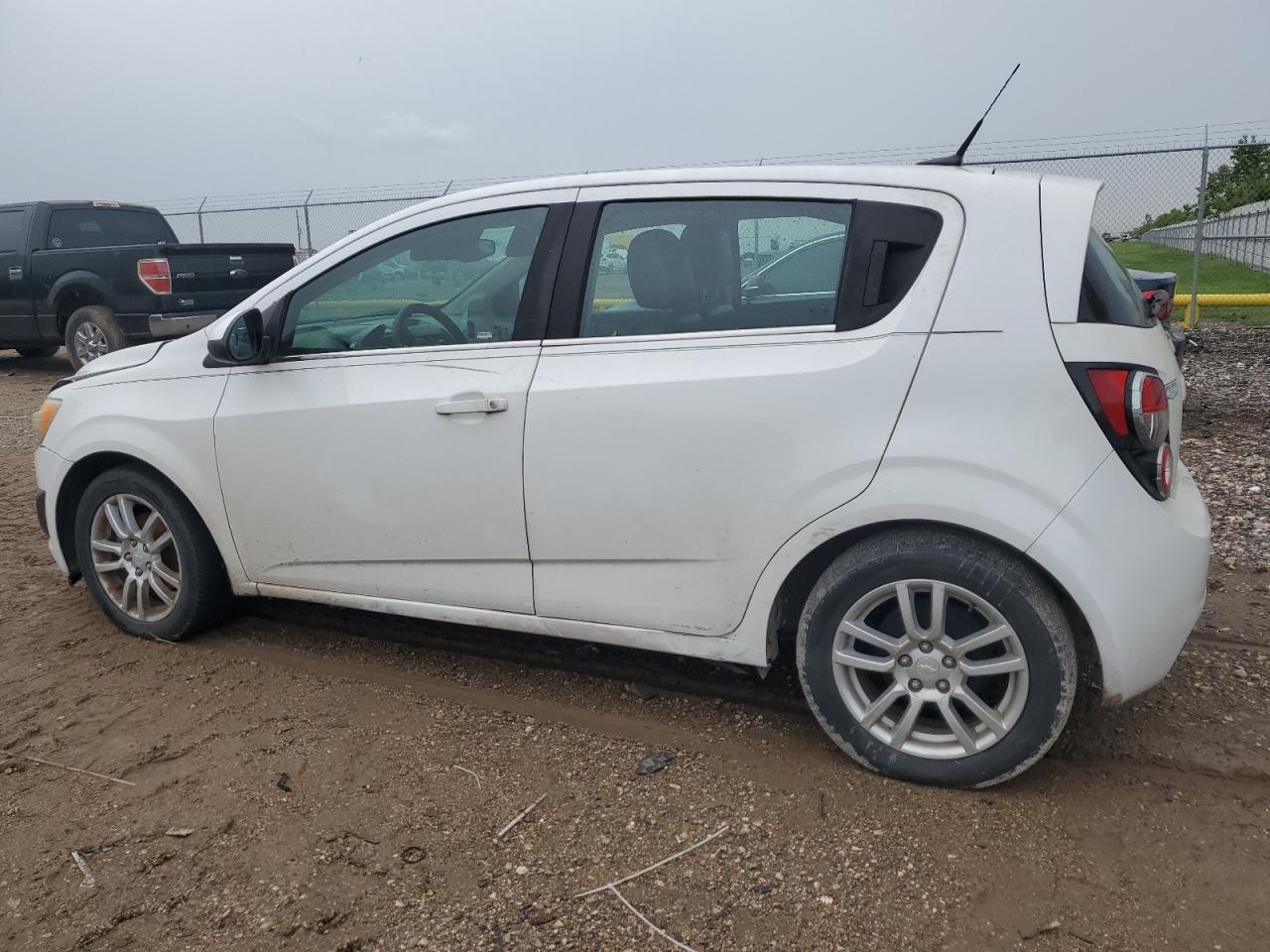 2014 Chevrolet Sonic Lt vin: 1G1JC6SH5E4179064