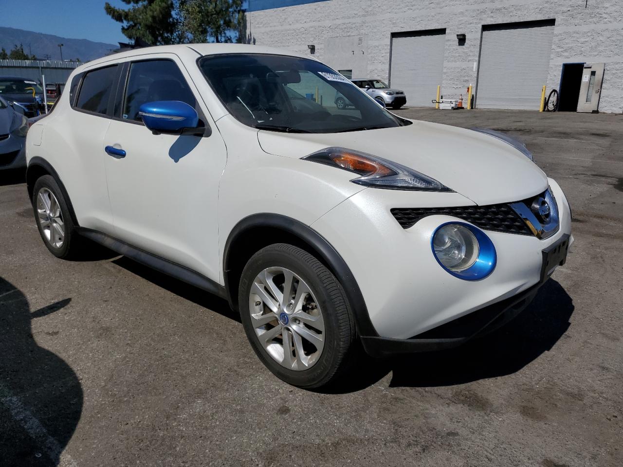 2015 Nissan Juke S vin: JN8AF5MV3FT556286