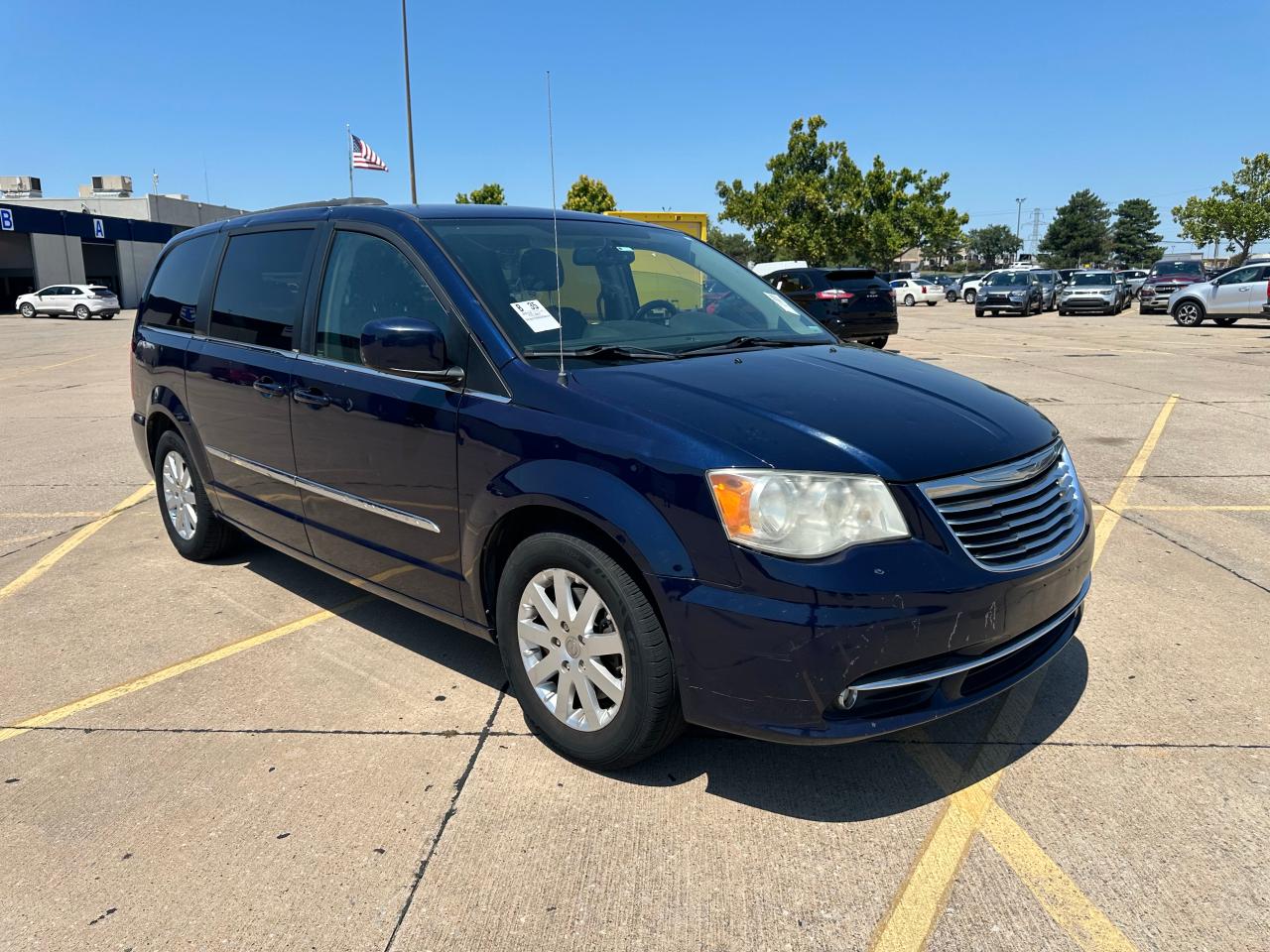 2014 Chrysler Town & Country Touring vin: 2C4RC1BG7ER207335