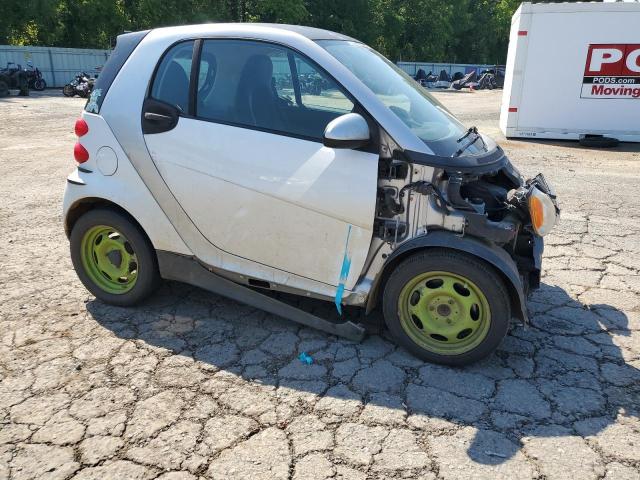 VIN WMEEJ3BA8FK795128 2015 SMART FORTWO no.4