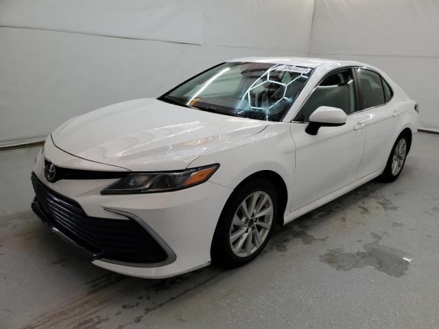 VIN 4T1C11AKXMU462639 2021 Toyota Camry, LE no.1