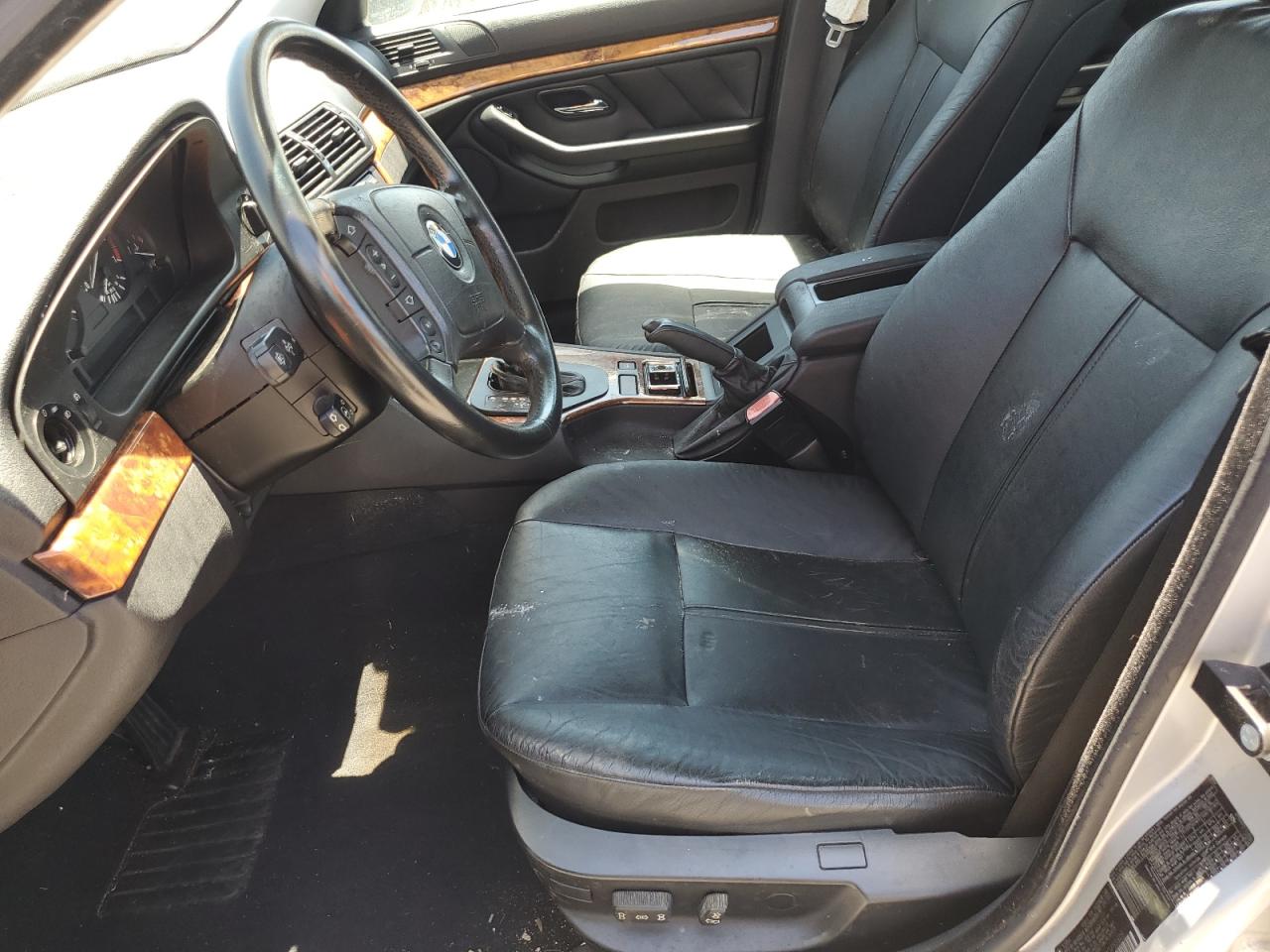 WBADT43421GF55605 2001 BMW 525 I Automatic