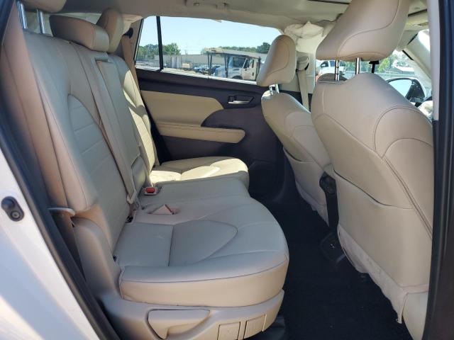 2021 Toyota Highlander Hybrid Xle VIN: 5TDGBRCHXMS058750 Lot: 62603244