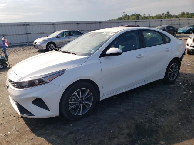 3KPF24AD9PE664683 Kia Forte LX