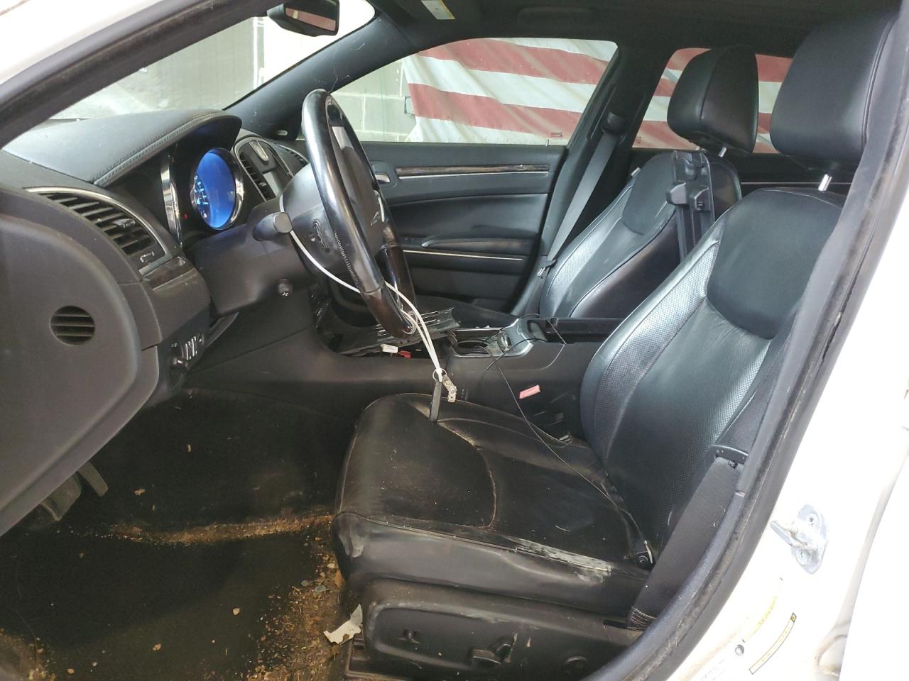 2C3CK6CT8BH573862 2011 Chrysler 300C