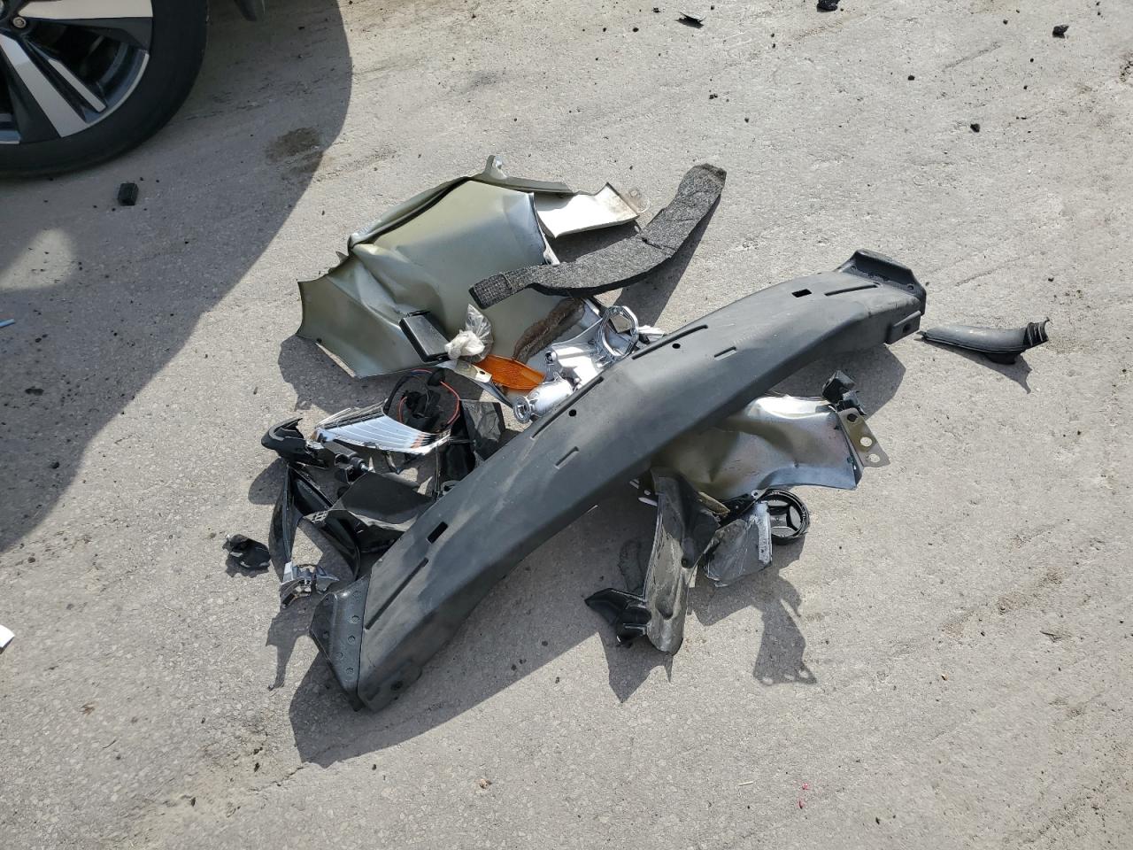 1G1ZD5ST4LF090506 2020 Chevrolet Malibu Lt