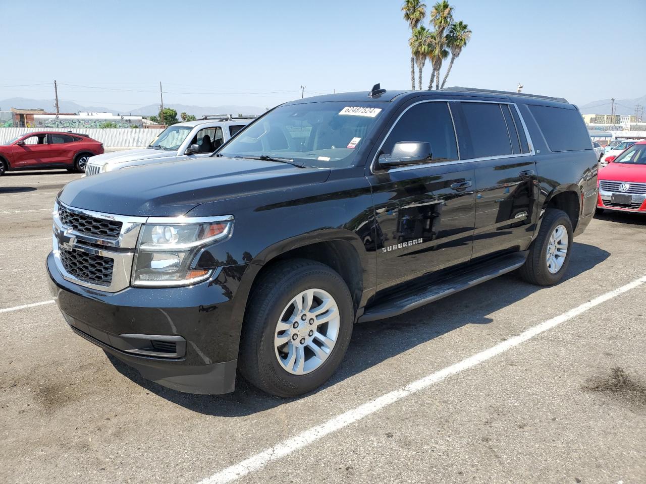 2017 Chevrolet Suburban C1500 Lt vin: 1GNSCHKC1HR159601