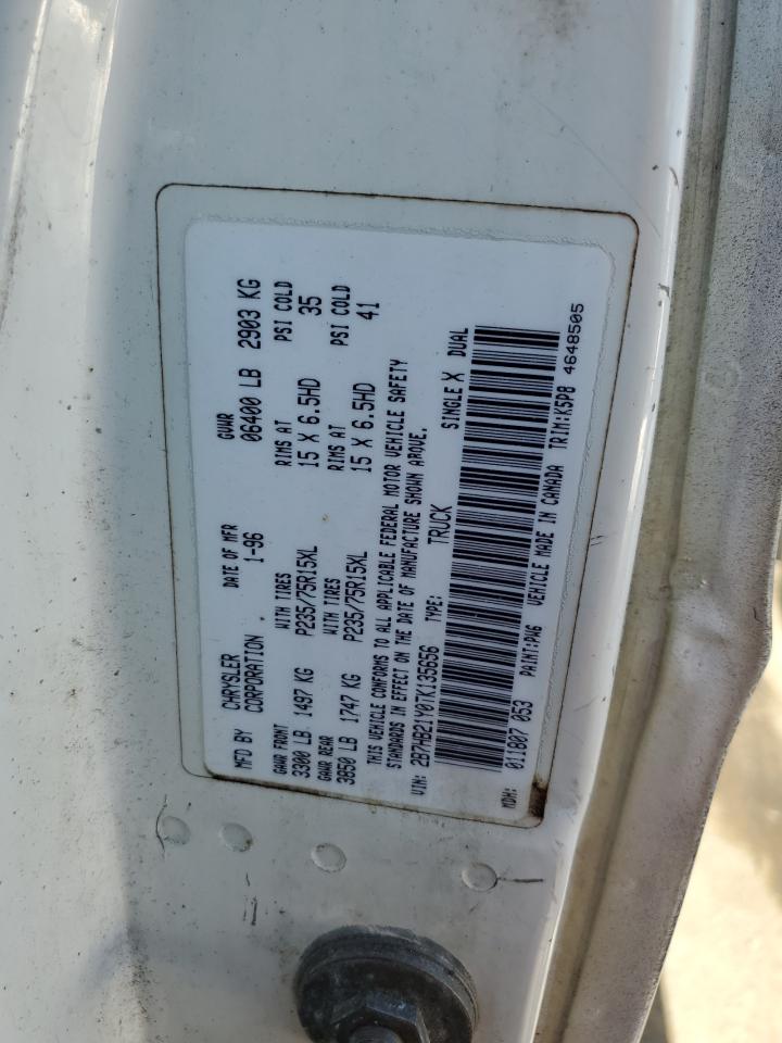 2B7HB21Y0TK135656 1996 Dodge Ram Van B2500