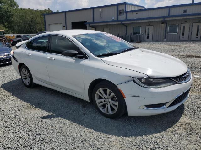 VIN 1C3CCCAB2FN631709 2015 Chrysler 200, Limited no.4