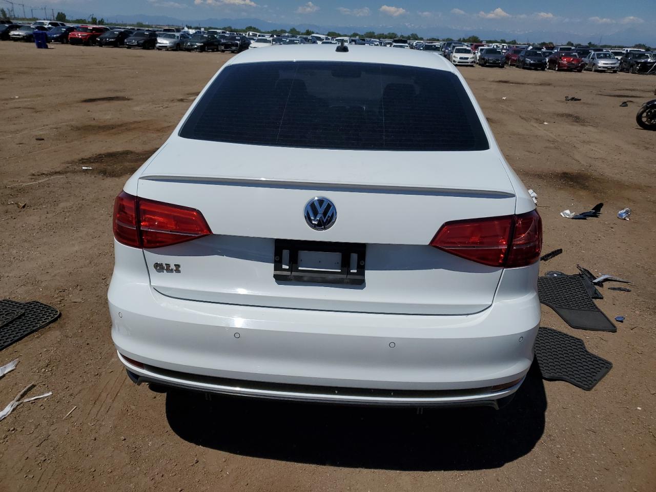 3VW4T7AJ1HM205891 2017 Volkswagen Jetta Gli
