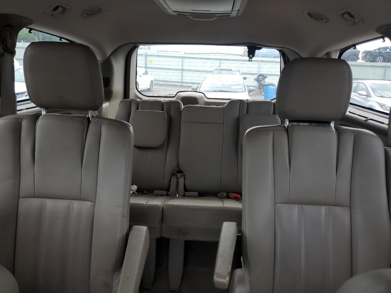 2C4RC1BG8GR302554 2016 Chrysler Town & Country Touring