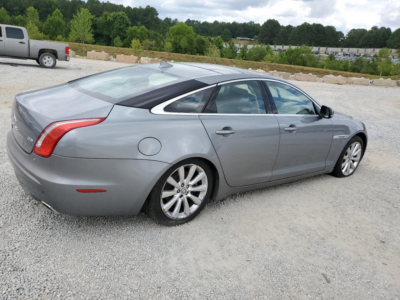 2013 Jaguar Xj vin: SAJWA1C73D8V41350