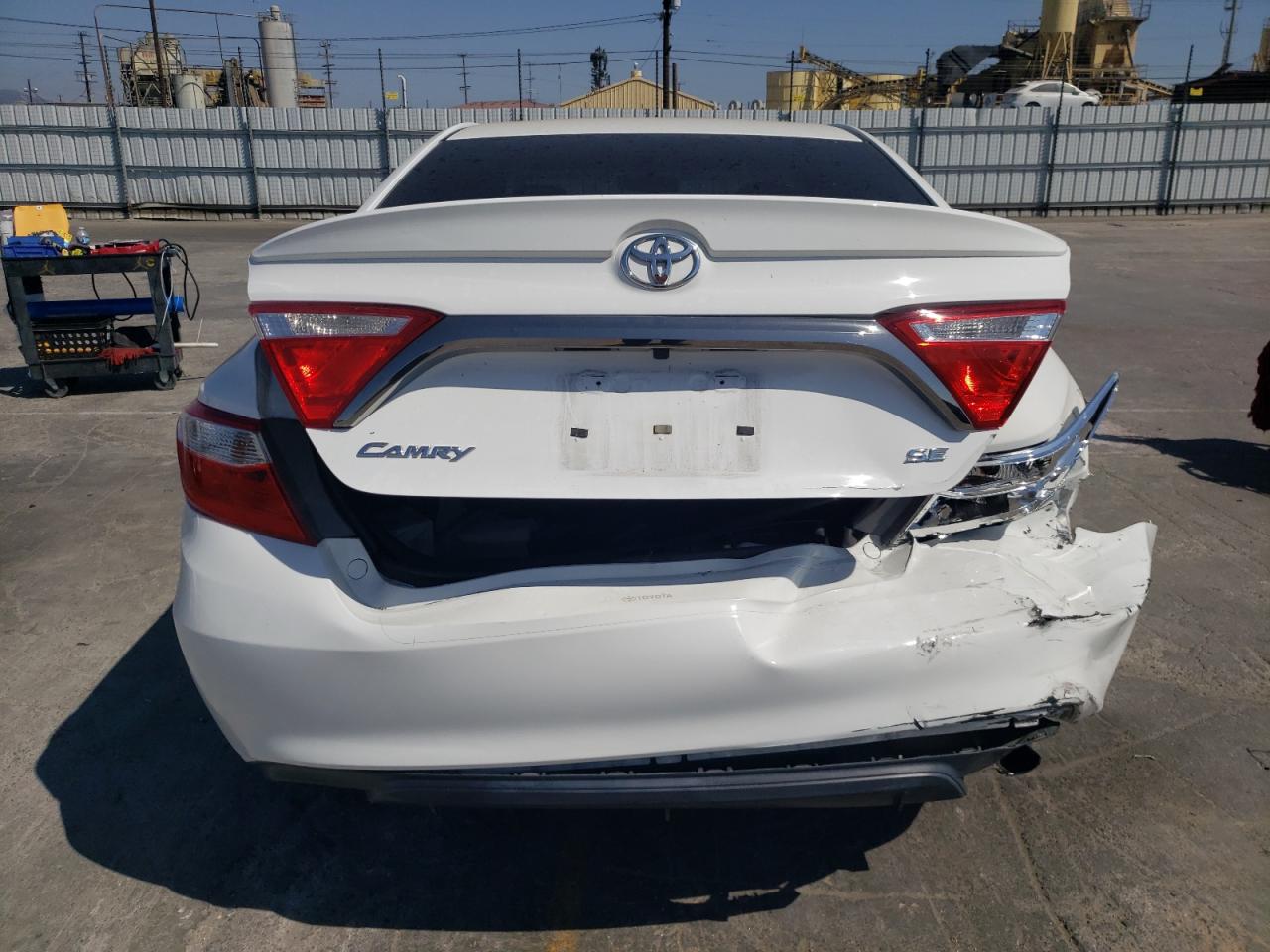 4T1BF1FK8GU232317 2016 Toyota Camry Le