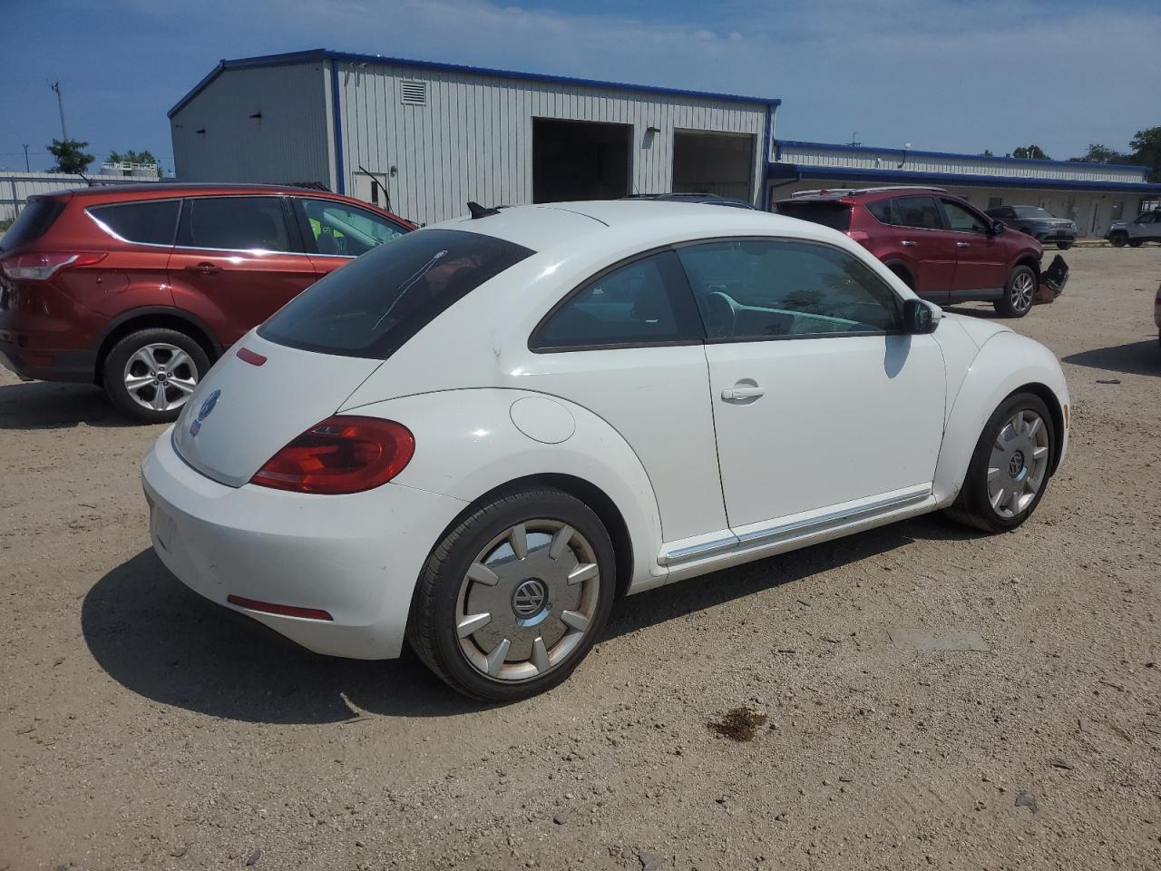 3VWJP7AT7CM636558 2012 Volkswagen Beetle