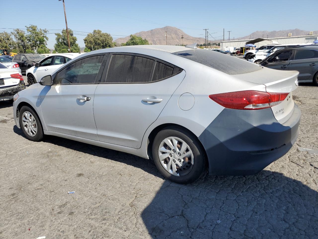 2017 Hyundai Elantra Se vin: KMHD74LF1HU083636