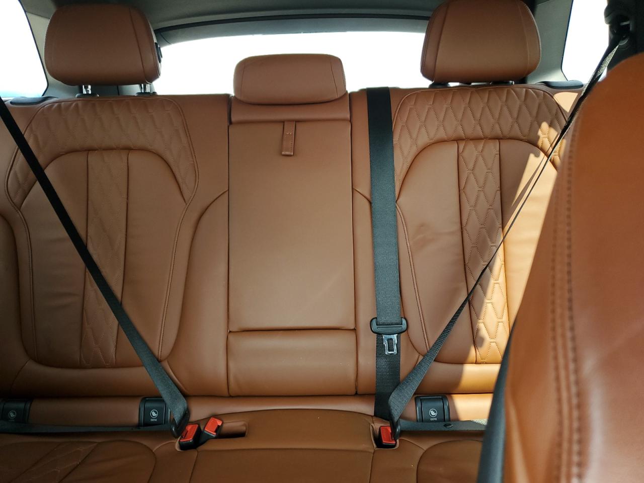 5UXCR6C55KLB12230 2019 BMW X5 xDrive40I