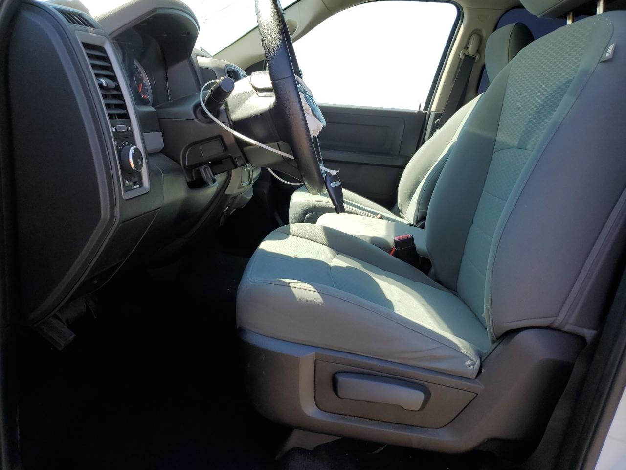 1C6RR6FTXHS637423 2017 Ram 1500 St