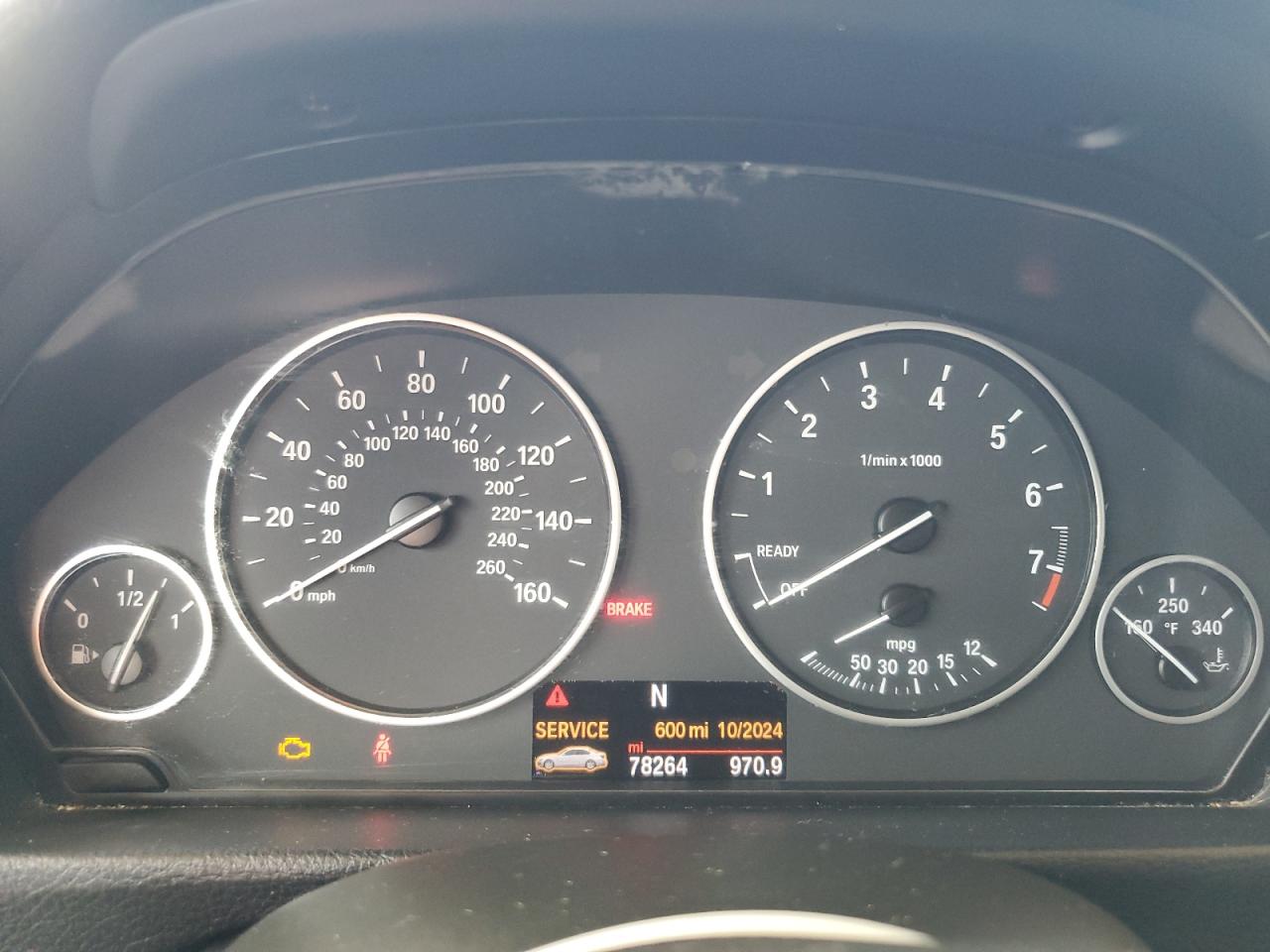 WBA8E5G55HNU41962 2017 BMW 320 Xi