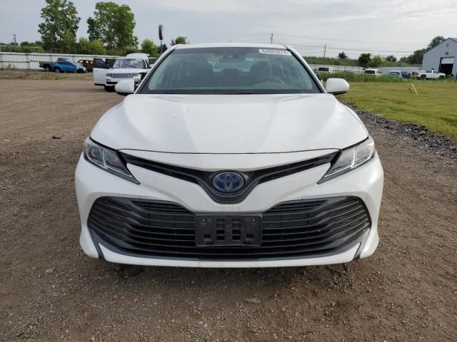 VIN 4T1B31HK4JU507324 2018 Toyota Camry, LE no.5