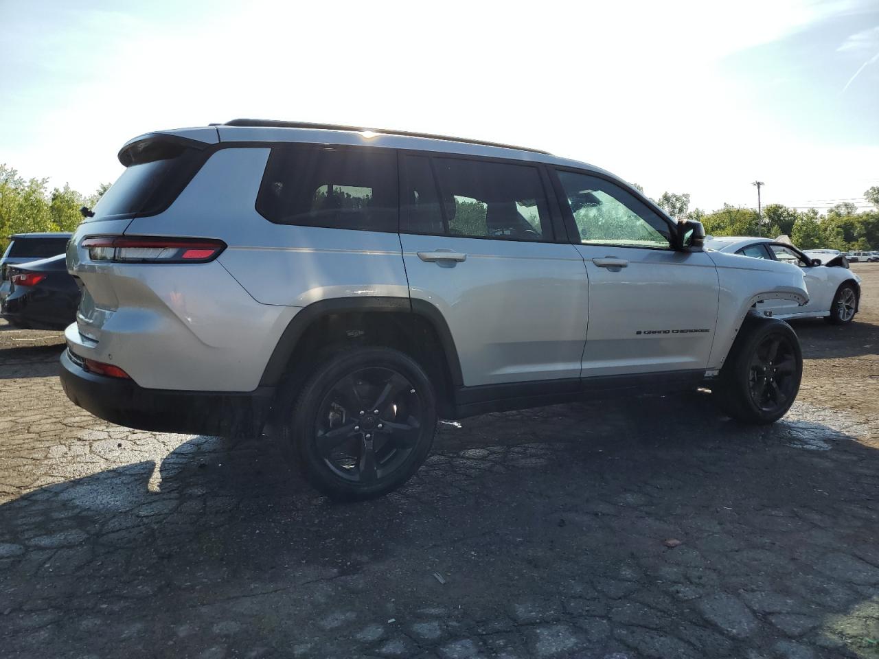 2023 Jeep GRAND CHER, L LAREDO