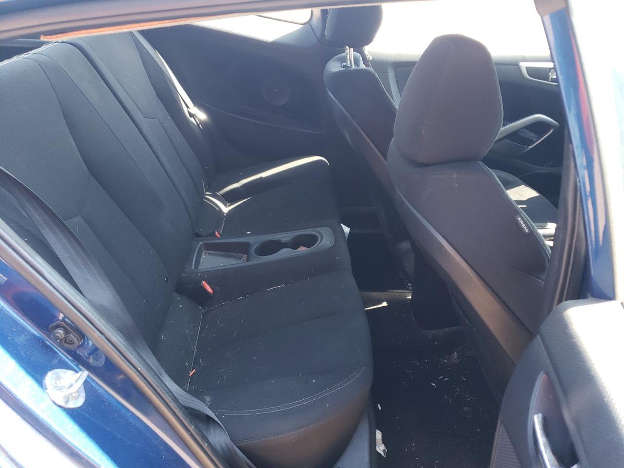 KMHTC6AD8GU259553 2016 Hyundai Veloster