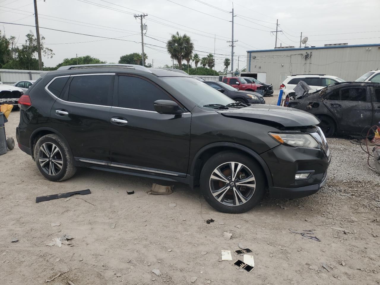 Lot #2698391603 2017 NISSAN ROGUE S