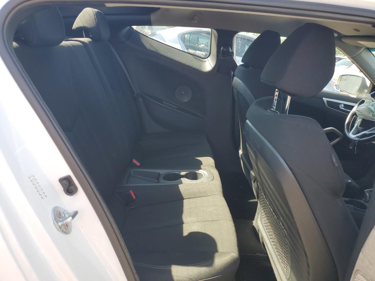 KMHTC6AD3HU315626 2017 Hyundai Veloster