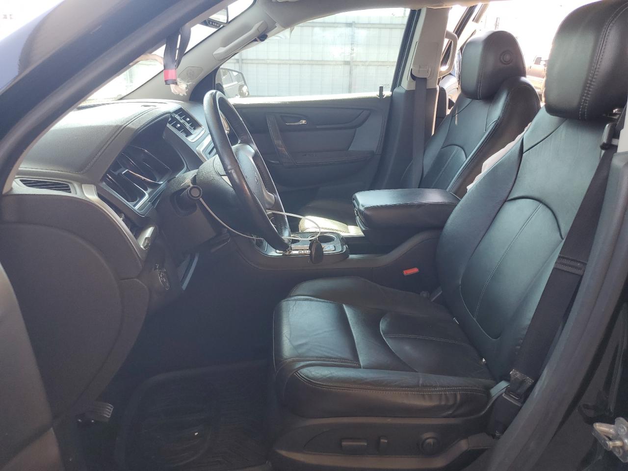 1GKKRSKDXHJ259874 2017 GMC Acadia Limited Slt-2