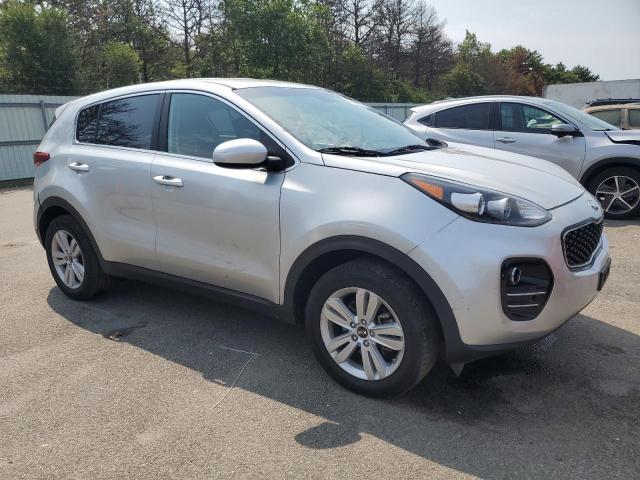 VIN KNDPMCAC2J7446639 2018 KIA Sportage, LX no.4