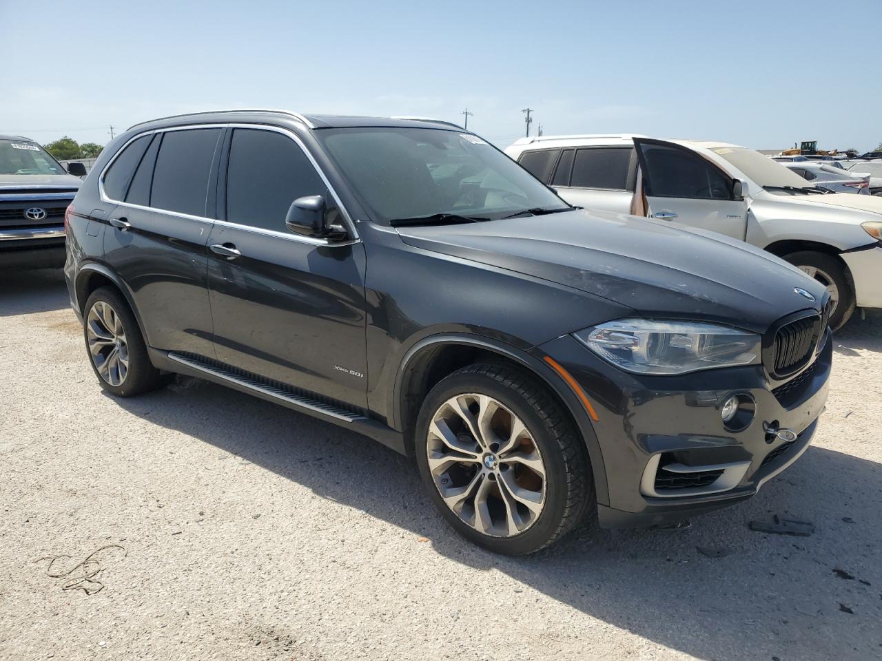 2014 BMW X5 xDrive50I vin: 5UXKR6C52E0J73615