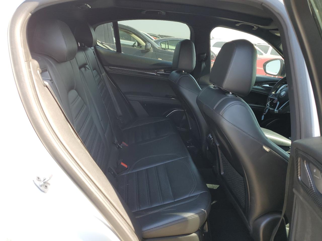 ZASFAKNN8J7C20686 2018 Alfa Romeo Stelvio Ti Sport