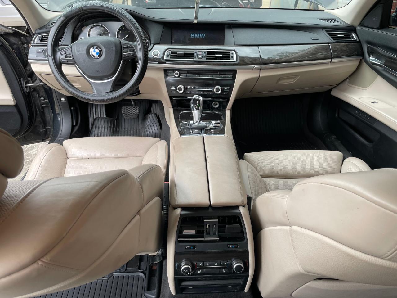 2012 BMW 750 Lxi vin: WBAKC8C58CC435970