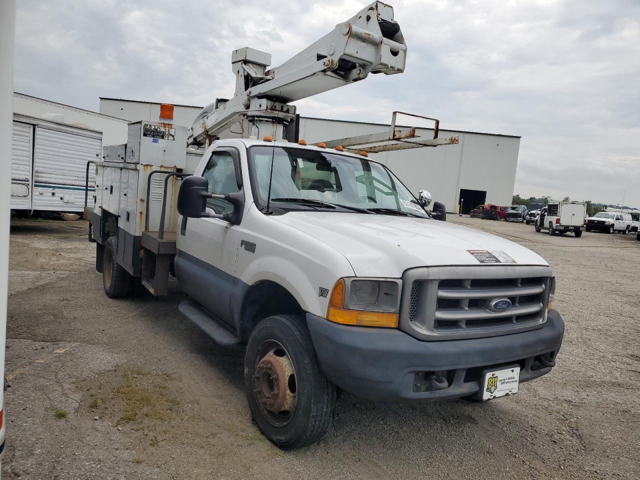 Lot #2730616376 1999 FORD F550 SUPER