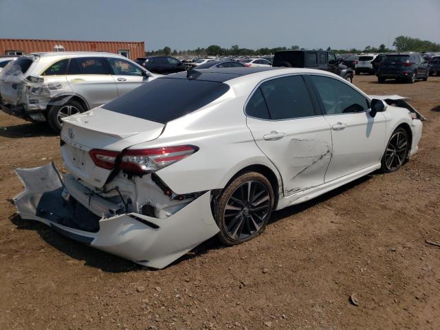 VIN 4T1BZ1HK1JU021438 2018 Toyota Camry, Xse no.3